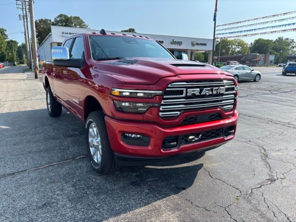 New 2026 Ram 2500 LARAMIE CREW CAB 4X4 6'4 BOX Pickup