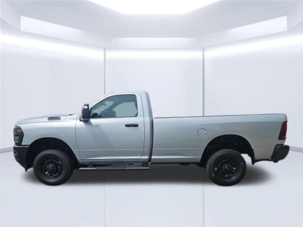 New 2026 Ram 2500 TRADESMAN REGULAR CAB 4X4 8' BOX Pickup