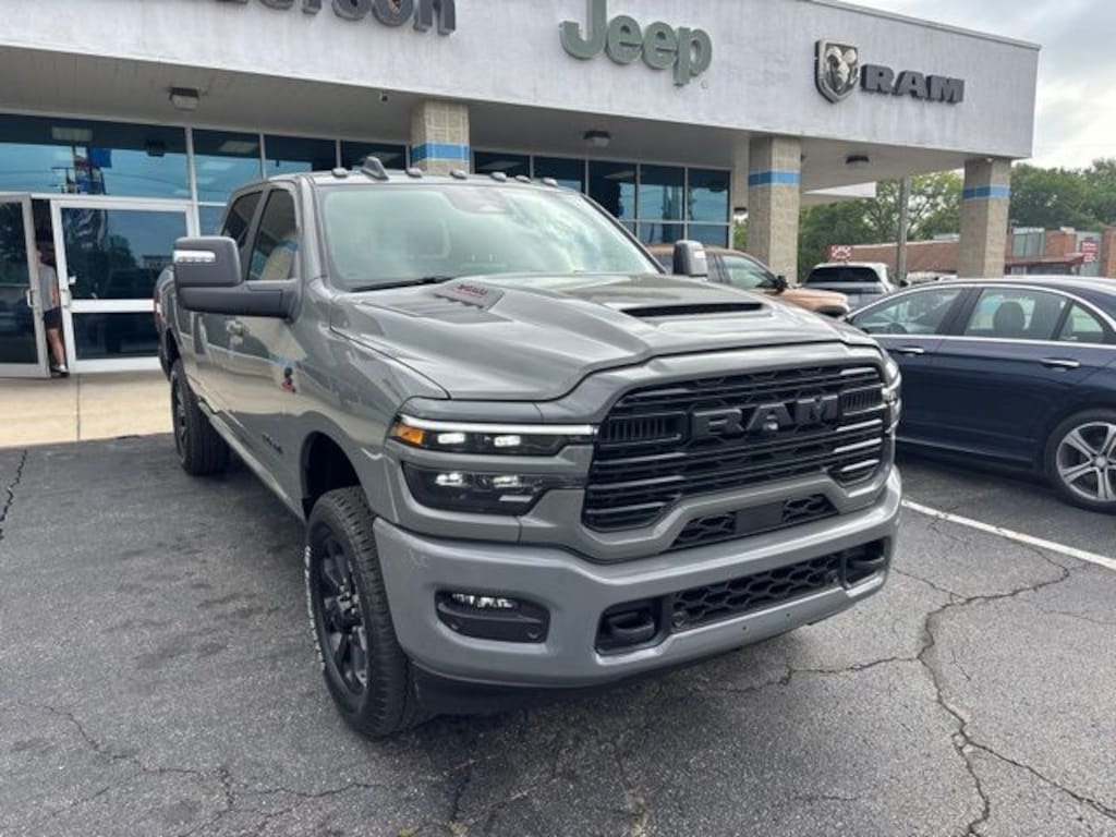 New 2026 Ram 2500 LARAMIE CREW CAB 4X4 6'4 BOX Pickup