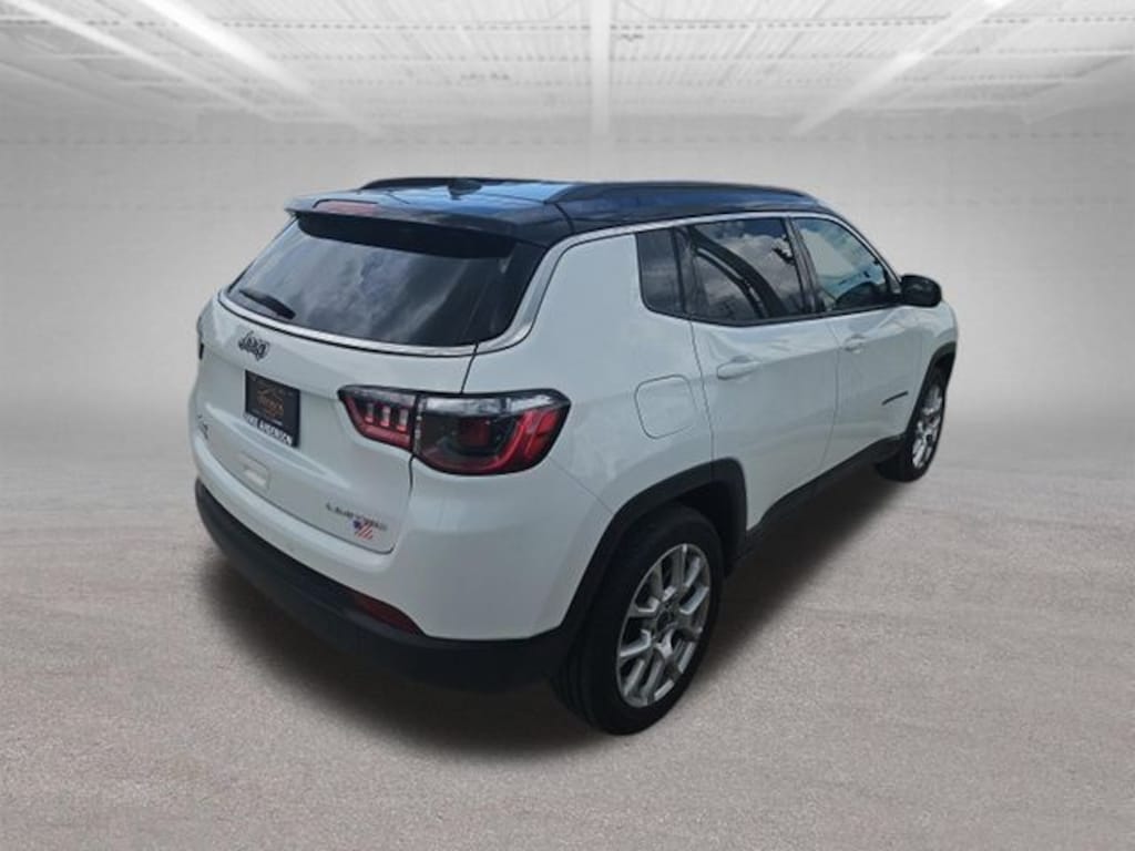 Used 2025 Jeep Compass Limited SUV