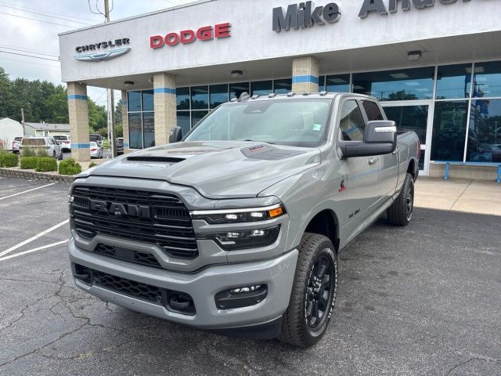 New 2026 Ram 2500 LARAMIE CREW CAB 4X4 6'4 BOX Pickup