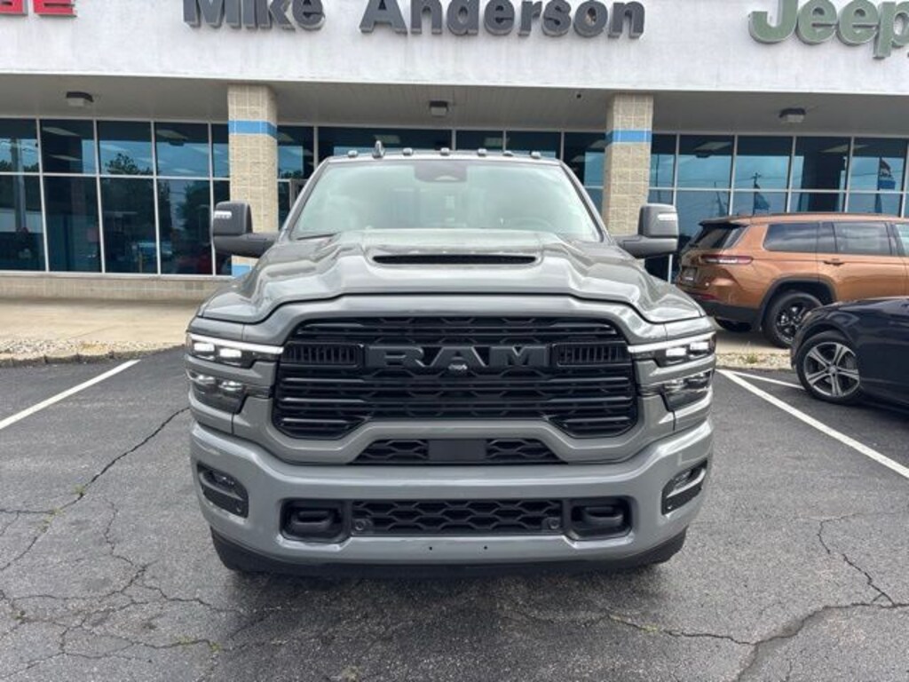New 2026 Ram 2500 LARAMIE CREW CAB 4X4 6'4 BOX Pickup