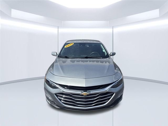 Used 2024 Chevrolet Malibu 1LT with VIN 1G1ZD5ST3RF143091 for sale in Rochester, IN
