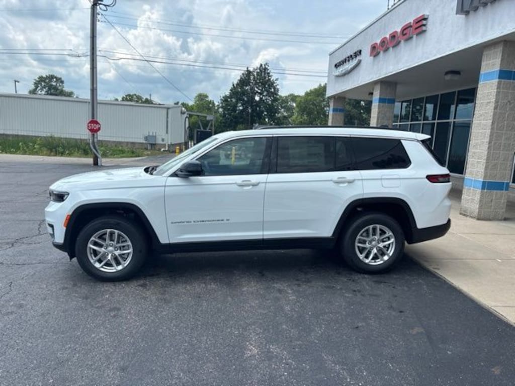 New 2026 Jeep Grand Cherokee L LAREDO X 4X4 Sport Utility