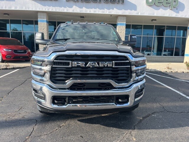 2026 Ram 2500 Tradesman photo 2