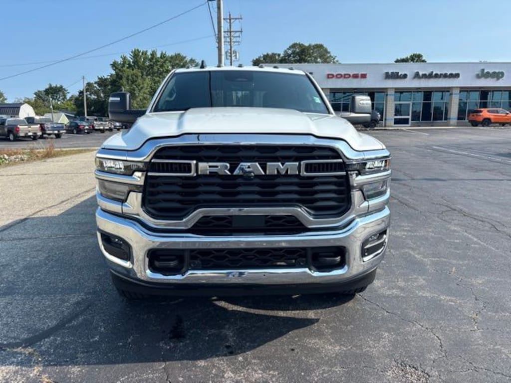 New 2026 Ram 2500 TRADESMAN CREW CAB 4X4 6'4 BOX Pickup