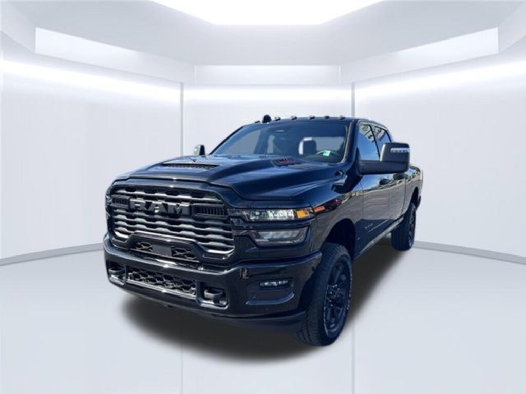 New 2026 Ram 2500 BIG HORN CREW CAB 4X4 6'4 BOX Pickup