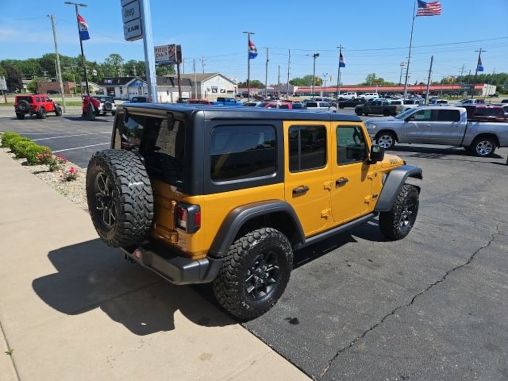 New 2026 Jeep Wrangler 4-DOOR WILLYS Sport Utility