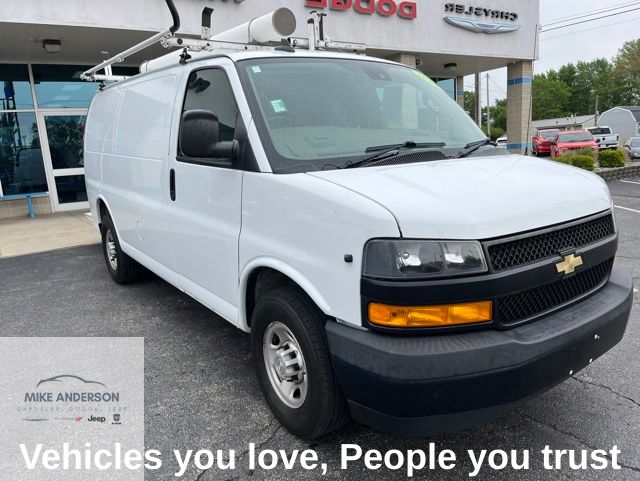 2019 Chevrolet Express 3500 Work Van HD's photo