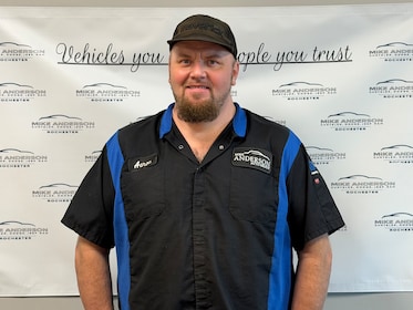 Staff member Aaron Norman from ID_78e7863cbca6