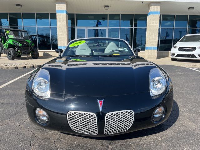 Used 2006 Pontiac Solstice Base with VIN 1G2MB33B76Y106647 for sale in Rochester, IN