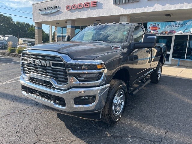 2026 Ram 2500 Tradesman photo 3