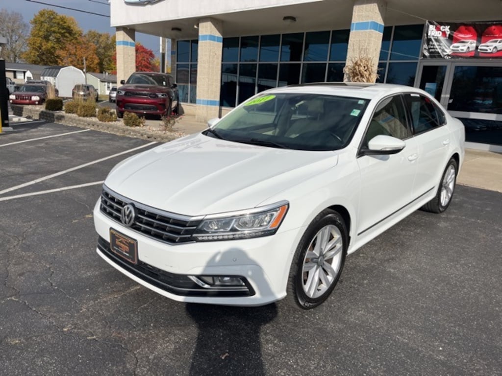 Used 2017 Volkswagen Passat V6 SEL Premium Sedan