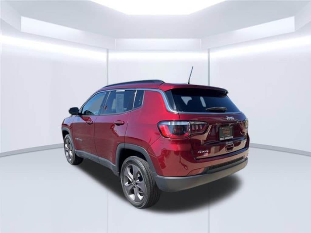 Used 2022 Jeep Compass Latitude Lux SUV