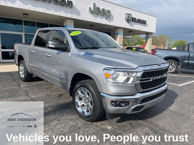 2022 RAM 1500 Big Horn/Lone Star 4x4 Crew Cab 5'7's photo