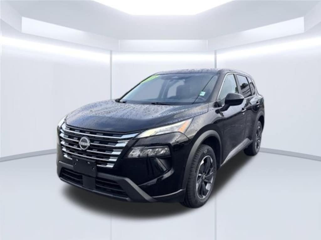 Used 2025 Nissan Rogue SV SUV