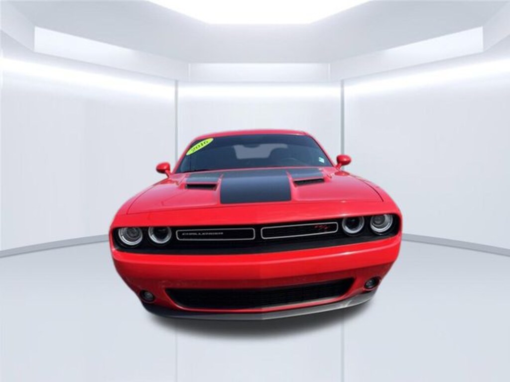 Used 2016 Dodge Challenger R/T Coupe