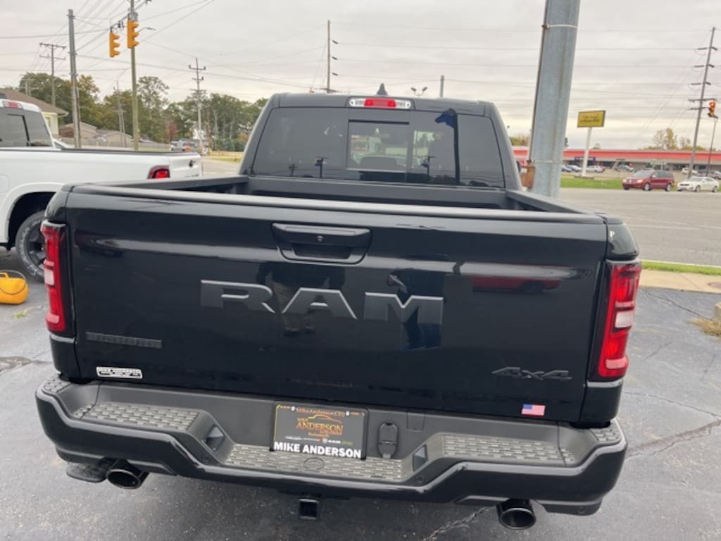 New 2026 Ram 1500 BIG HORN CREW CAB 4X4 5'7 BOX Pickup