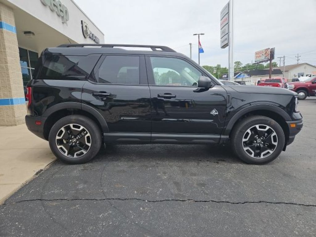 Used 2024 Ford Bronco Sport Outer Banks SUV