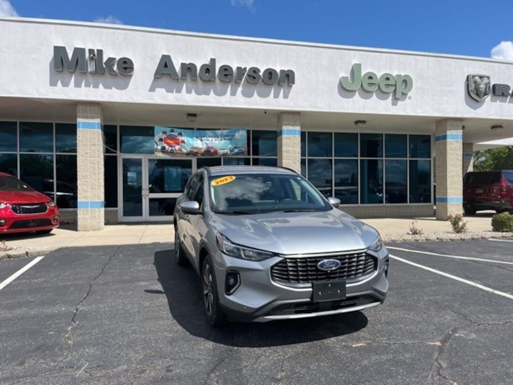 Used 2023 Ford Escape Platinum SUV