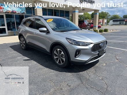 2023 Ford Escape Platinum SUV