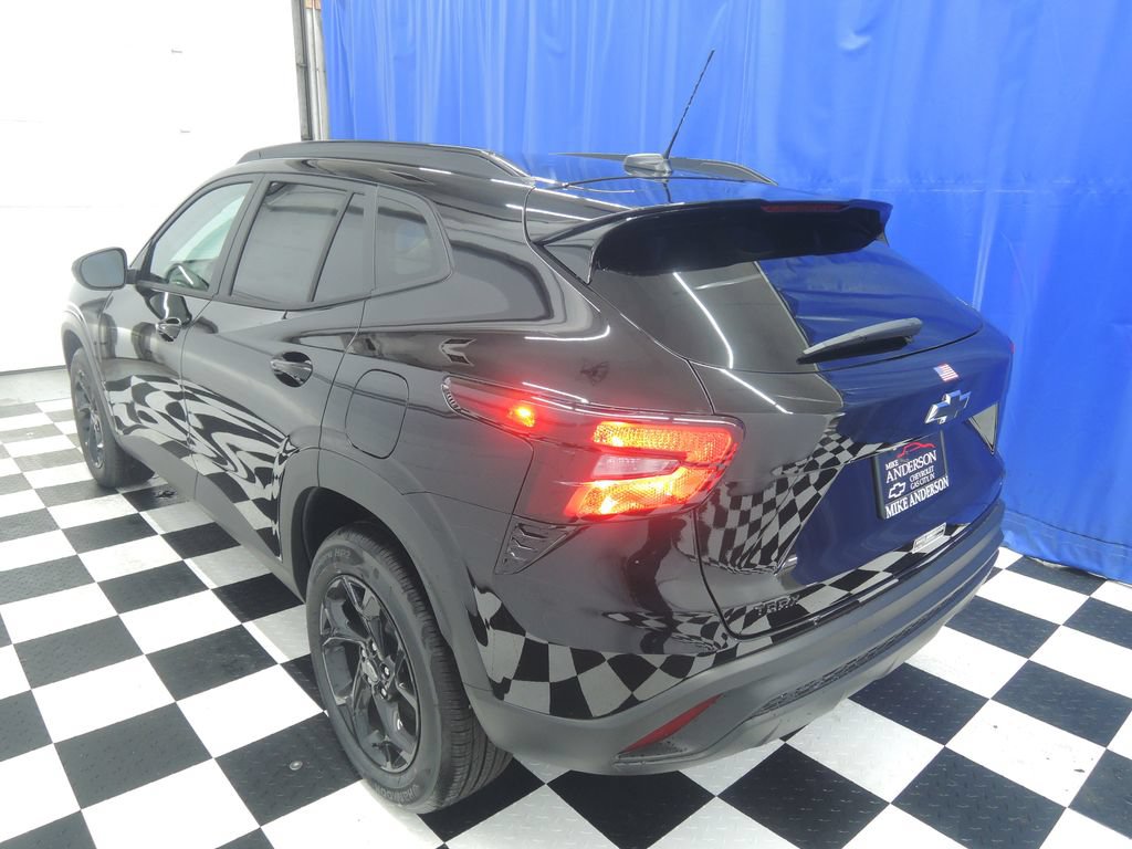 2026 Chevrolet Trax LT - Photo 8
