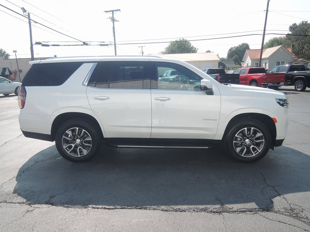 2022 Chevrolet Tahoe LT photo 2