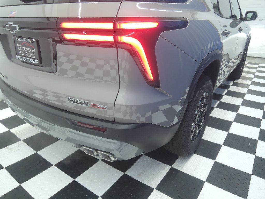 2027 Chevrolet Traverse Z71 - Photo 34