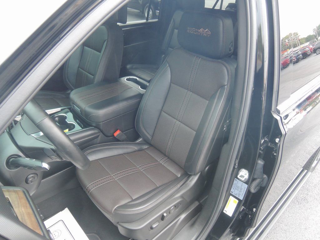 2025 Chevrolet Suburban High Country - Photo 7