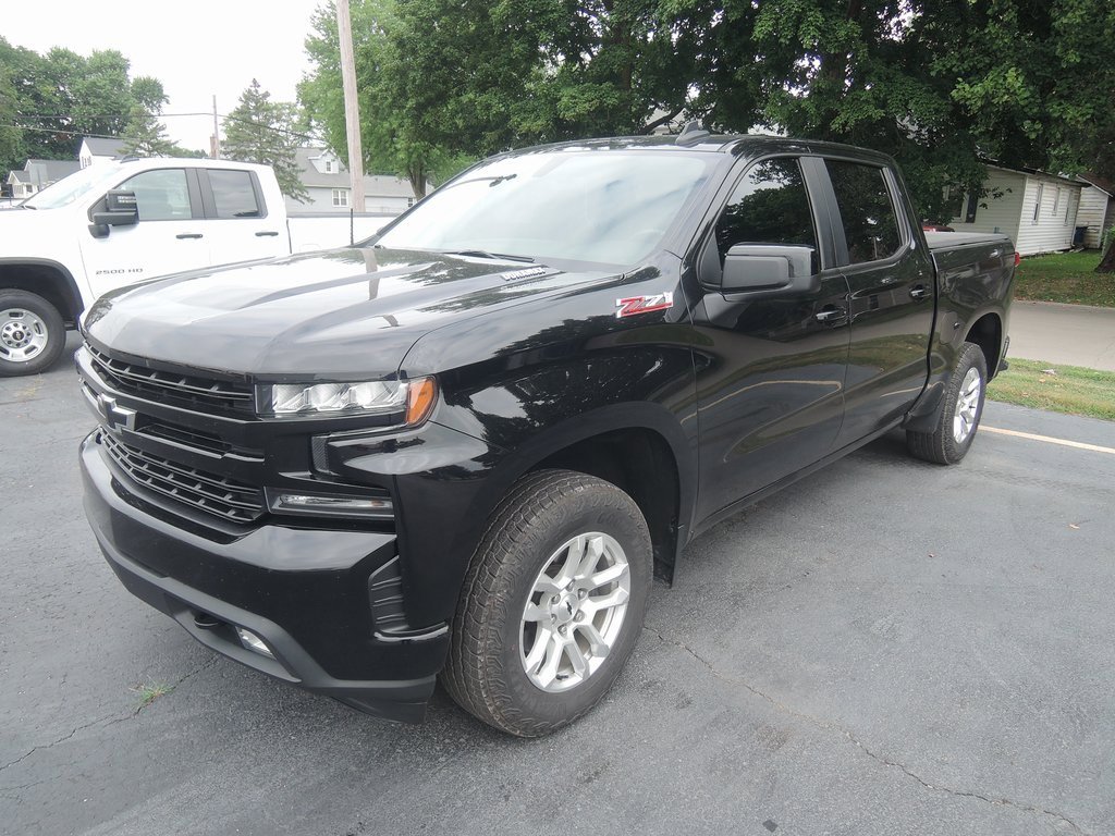 2021 Chevrolet Silverado 1500 RST photo 3