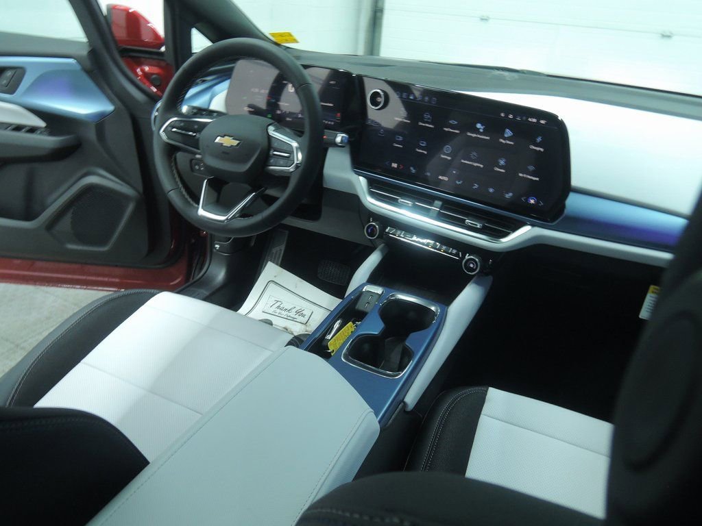 2026 Chevrolet Equinox EV 2LT - Photo 34