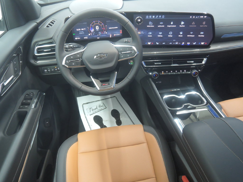 2027 Chevrolet Traverse Z71 - Photo 11