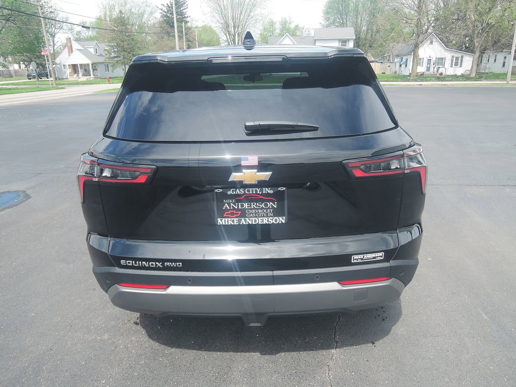 2026 Chevrolet Equinox LT - Photo 8