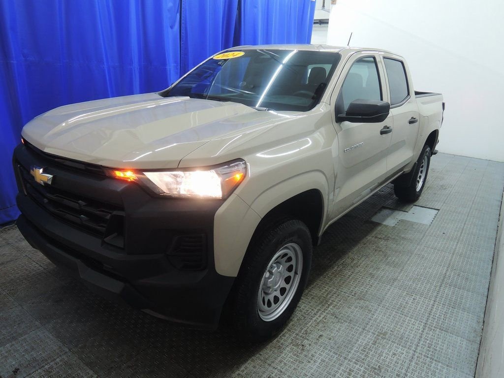 Used 2024 Chevrolet Colorado WT Truck