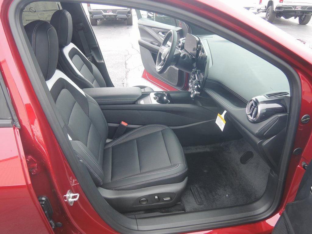 2026 Chevrolet Blazer EV LT - Photo 33