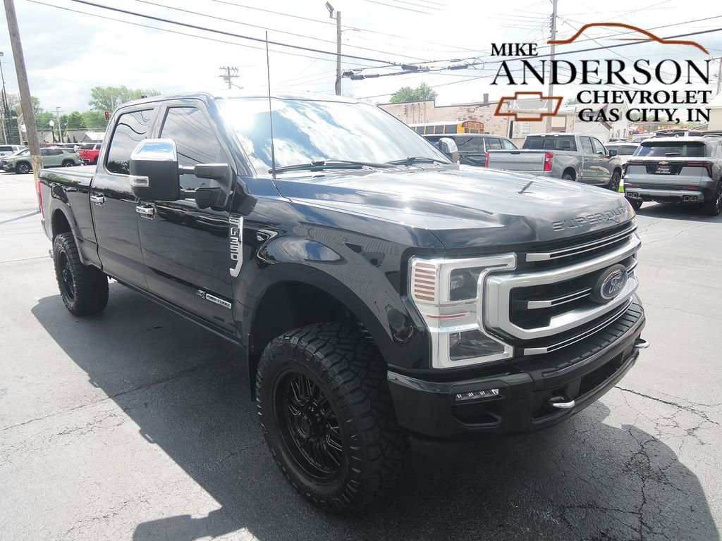 2022 Ford F-350 Platinum 4x4 Crew Cab 160 in SRW's photo
