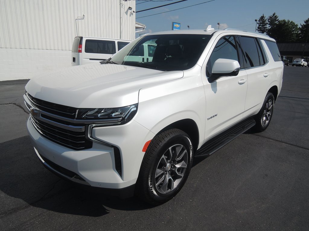 2022 Chevrolet Tahoe LT photo 3