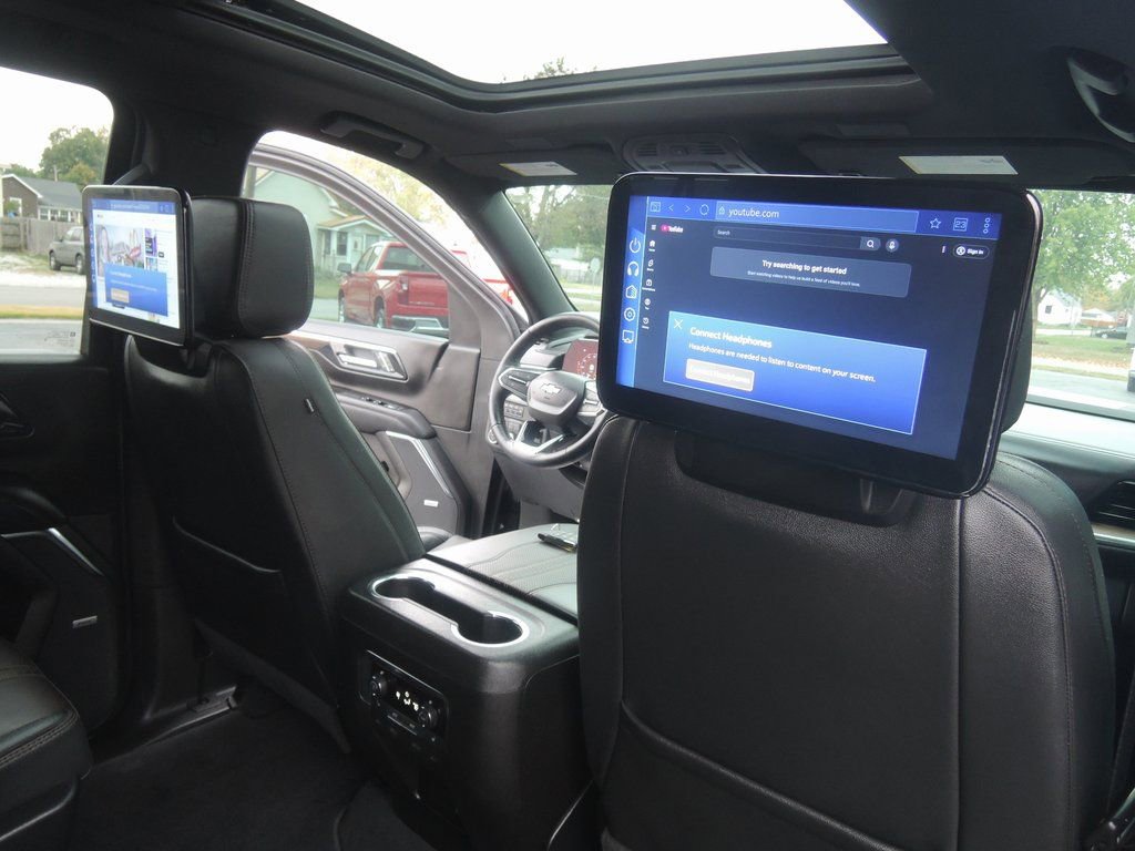 2025 Chevrolet Suburban High Country - Photo 42