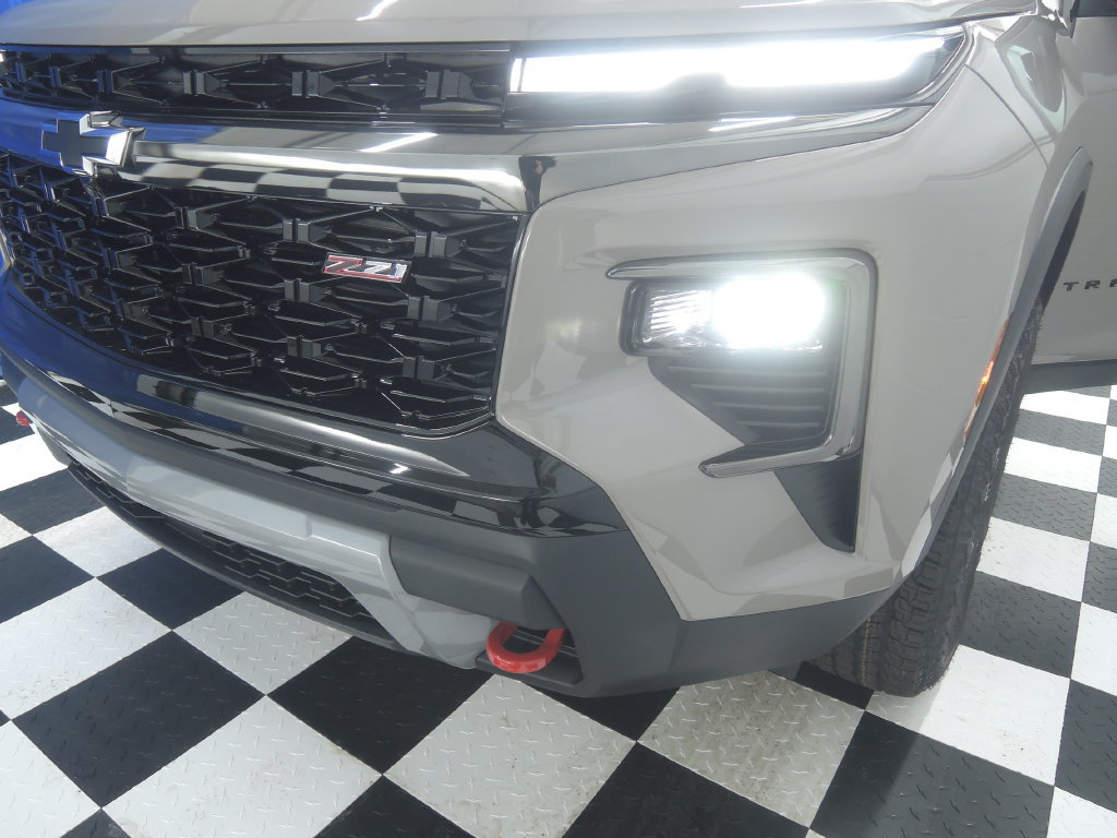 2027 Chevrolet Traverse Z71 - Photo 44