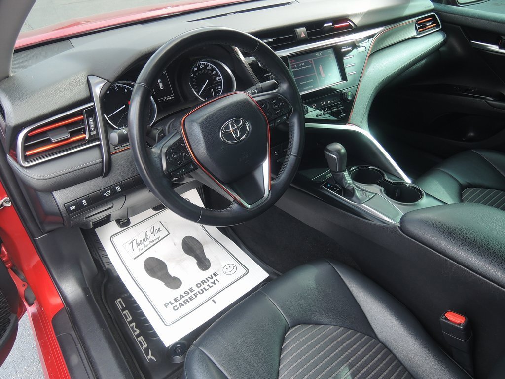 2019 Toyota Camry LE photo 4