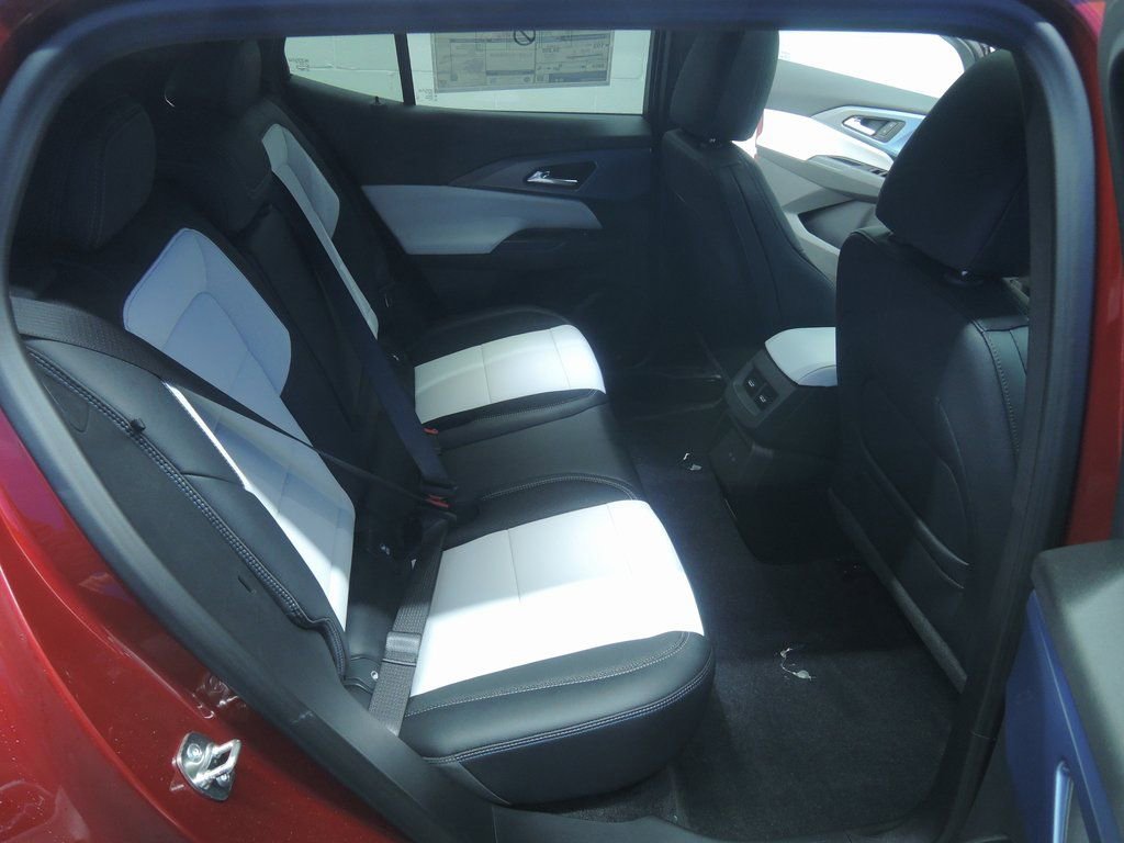 2026 Chevrolet Equinox EV 2LT - Photo 32