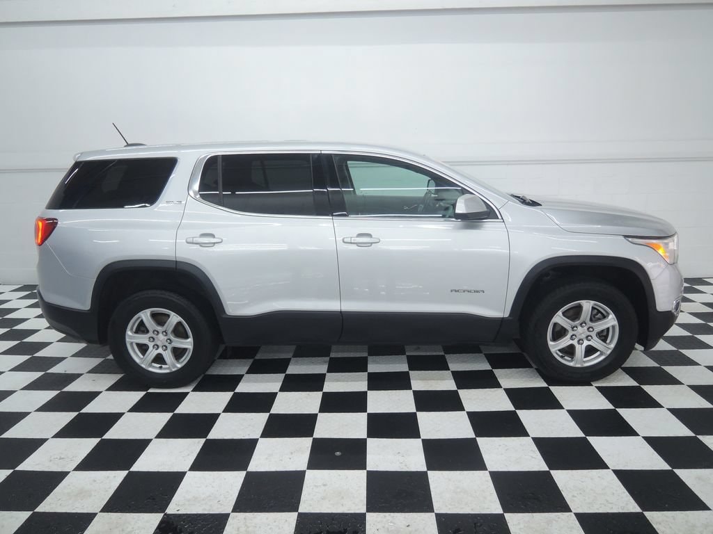 Used 2017 GMC Acadia SLE SUV