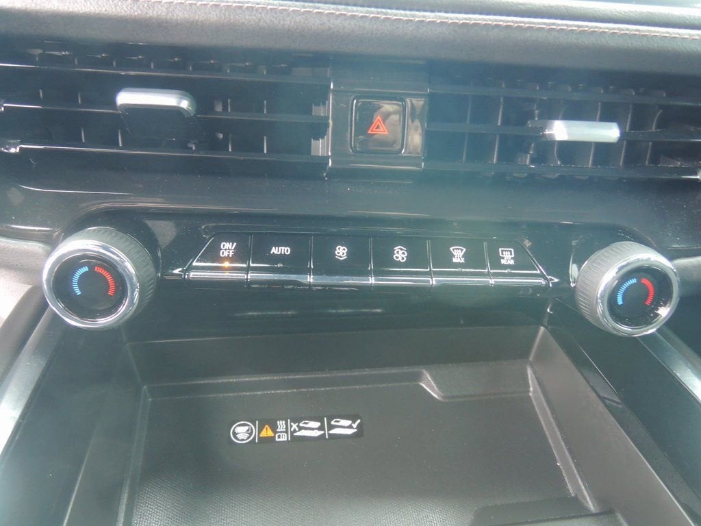 2025 Chevrolet Suburban High Country - Photo 20