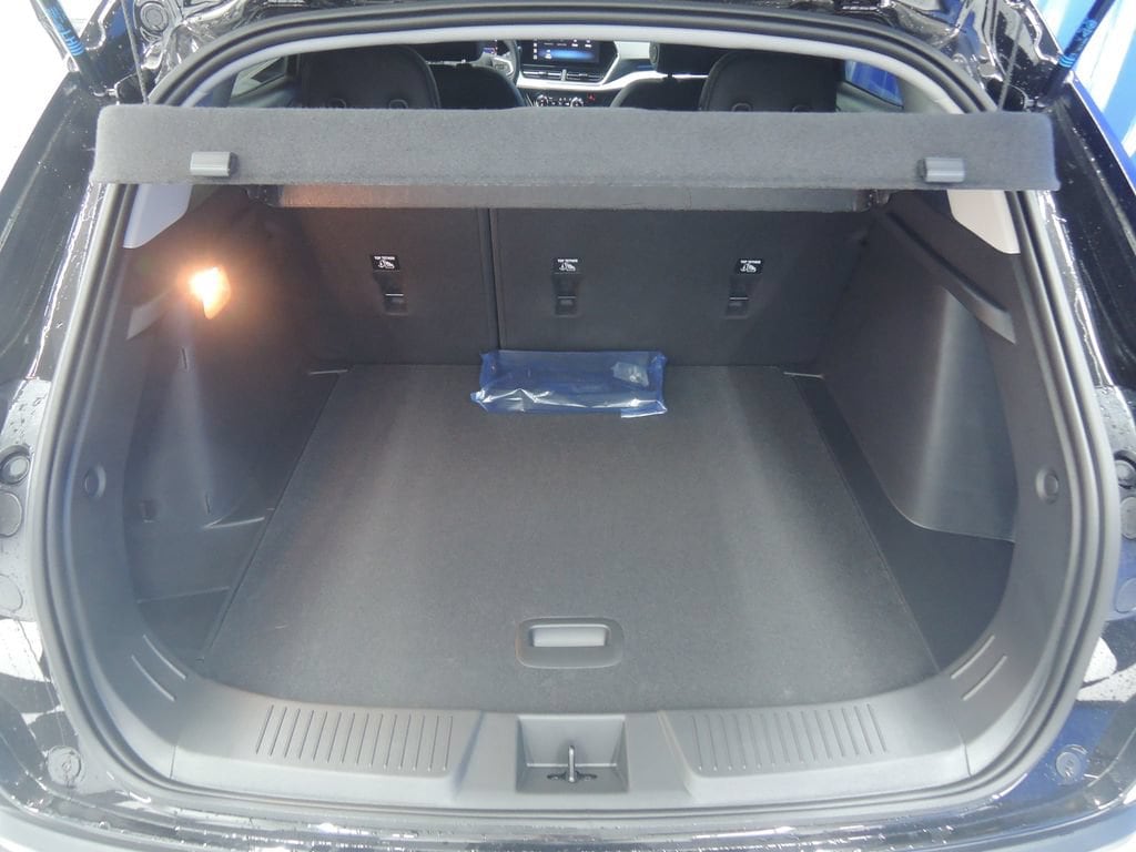 2026 Chevrolet Trax LT - Photo 28