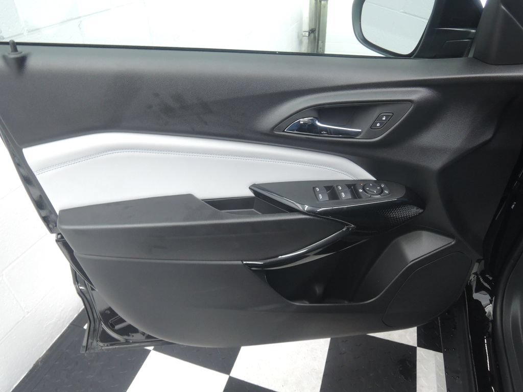 2026 Chevrolet Trax LT - Photo 26
