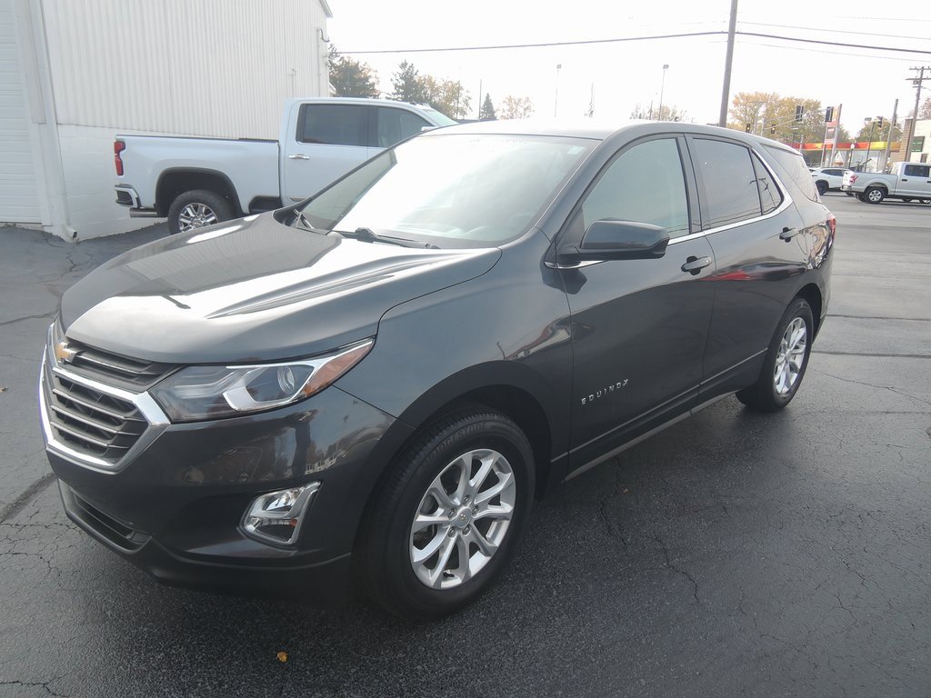 2020 Chevrolet Equinox LT photo 3