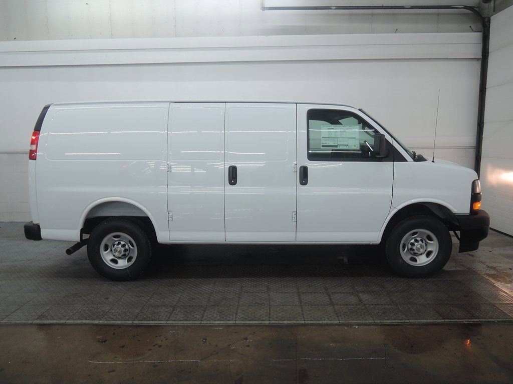 New 2026 Chevrolet Express Cargo 2500 WT Van