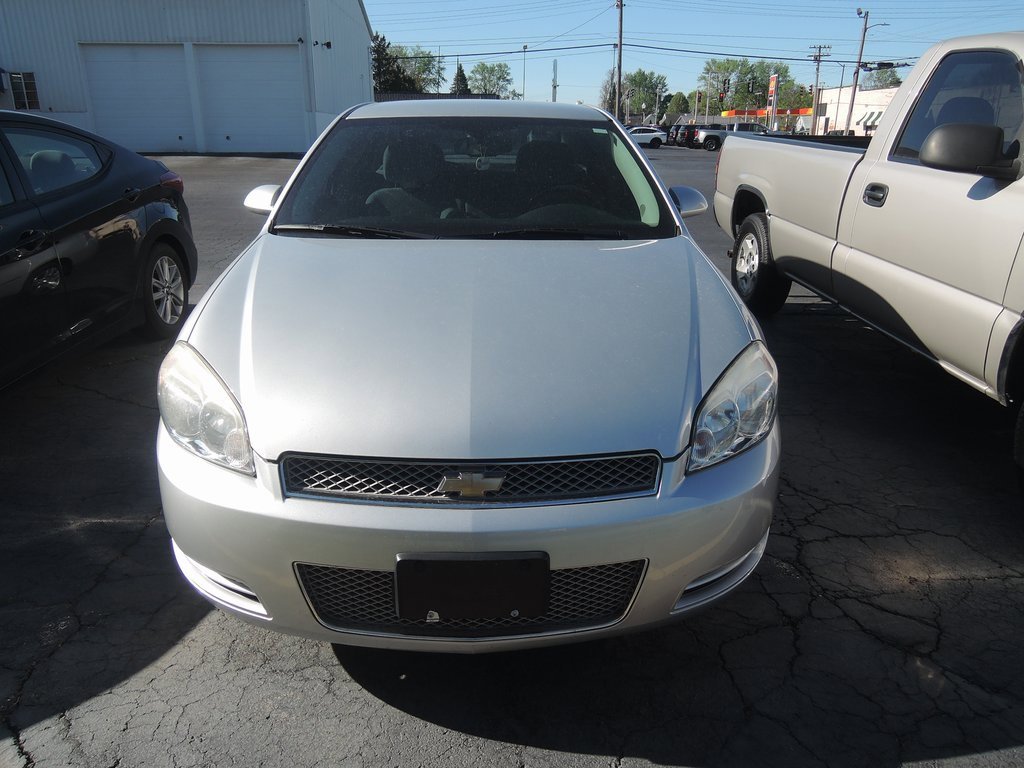 Used 2012 Chevrolet Impala LT with VIN 2G1WB5E3XC1147478 for sale in Gas City, IN