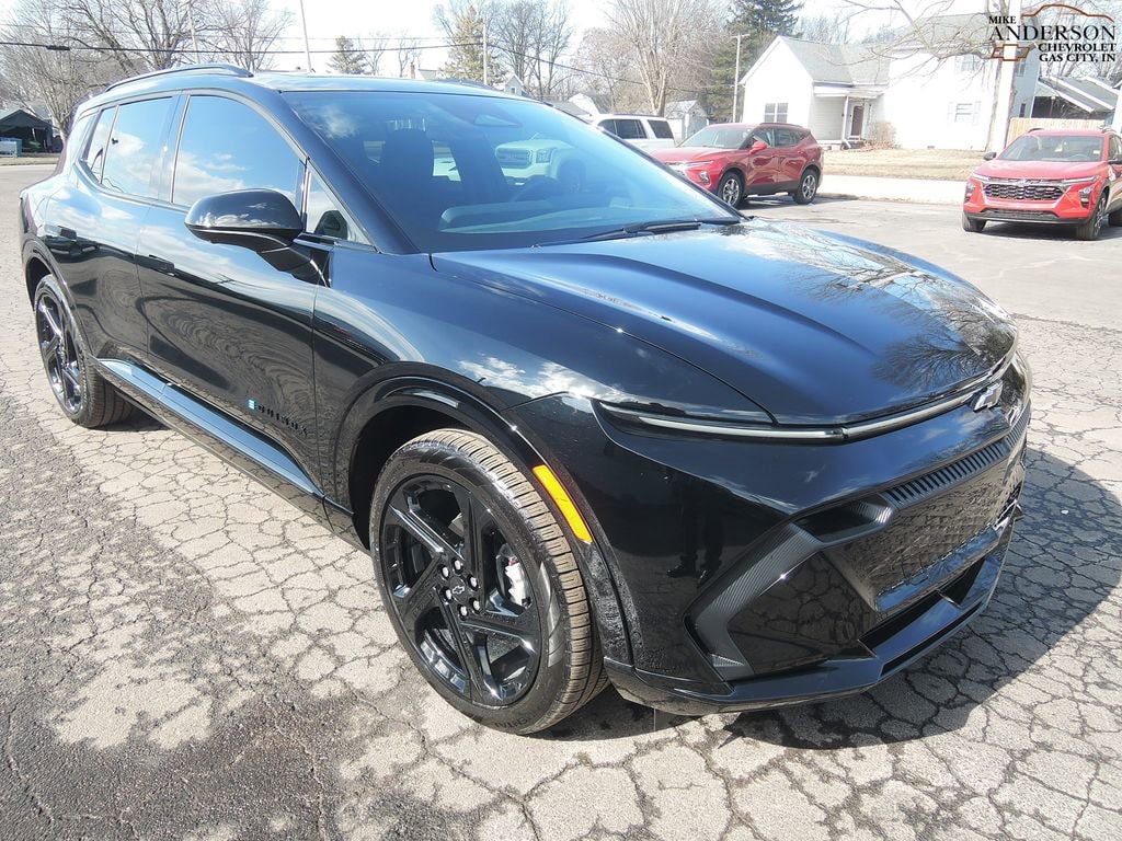 Used 2025 Chevrolet Equinox EV RS SUV