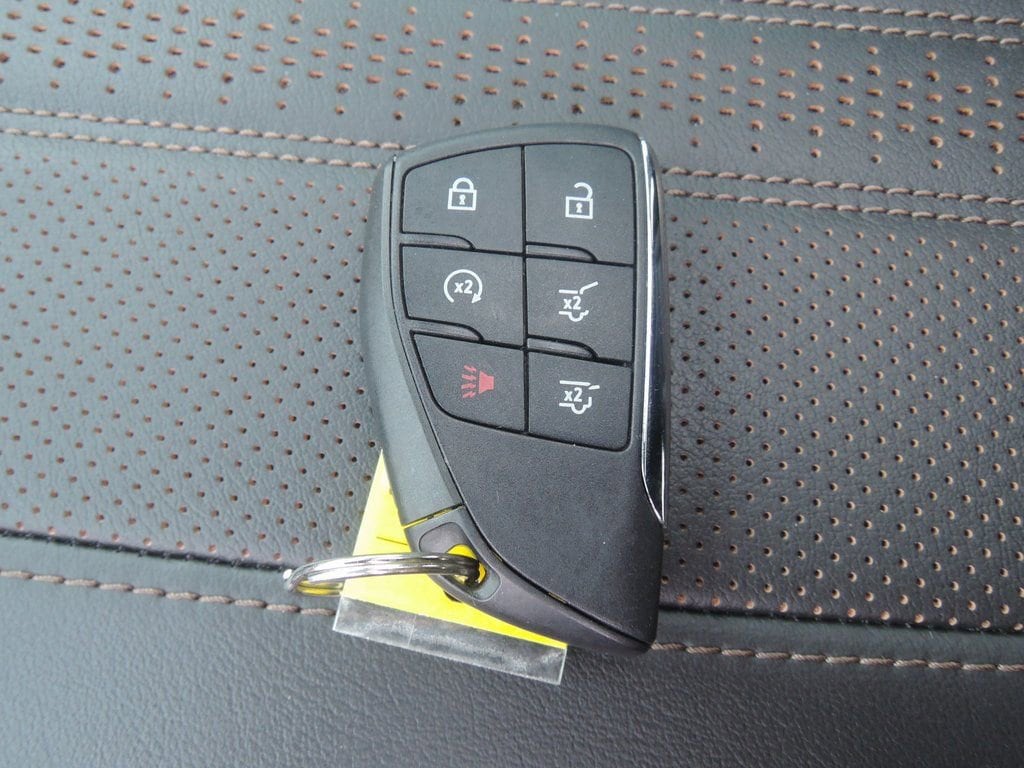 2025 Chevrolet Suburban High Country - Photo 52